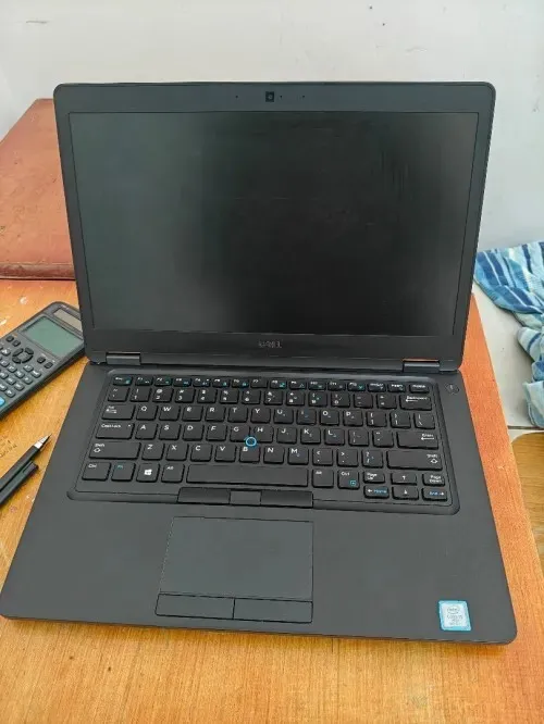 DELL LATITUDE 5490 I7 8665U 08G 256 SSD 14" FULL HD