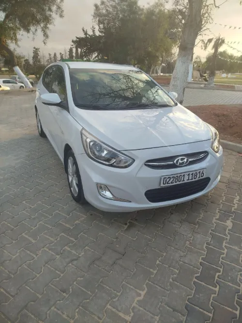 Hyundai Accent RB  5 portes 2018 GL DZ