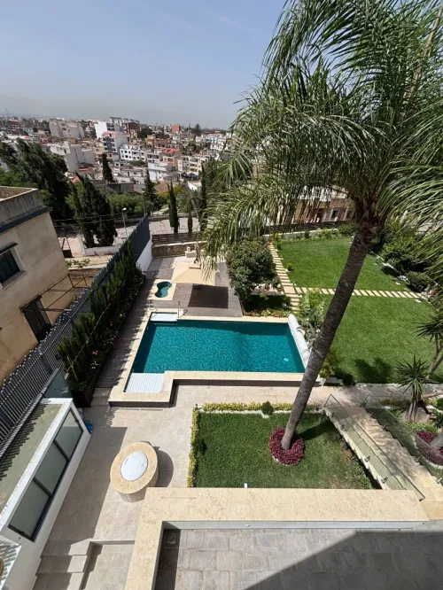 CONSTRUCTEUR DE PISCINE