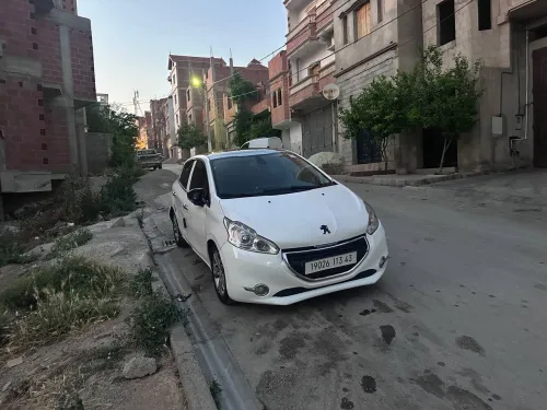 Peugeot 208 2013 