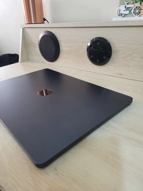 MacBook Air M2 15'' 2023 | PUCE M2 8 CPU | GPU 10 COEURS | 24GB RAM | 256GB SSD | CYCLES 362
