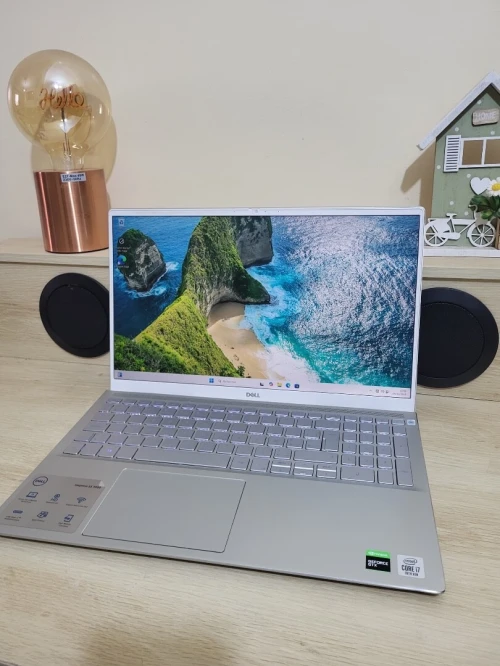 DELL INSPIRON 7501 | CORE i7-10750H | NVIDIA GeForce GTX 1650 4GB | 16GB RAM | 512GB NVMe SSD