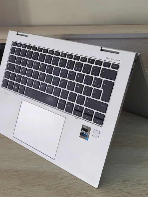 HP Elite X360 1040 | INTEL EVO 12EME CORE i5 1245U | 16GB RAM | 512GB NVME SSD