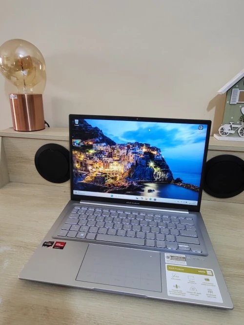 Asus Vivobook 14'' FHD + | RYZEN 7 PRO 7730U | 16GB RAM | 512GB NVMe SSD | AMD RADEON GRAPHICS