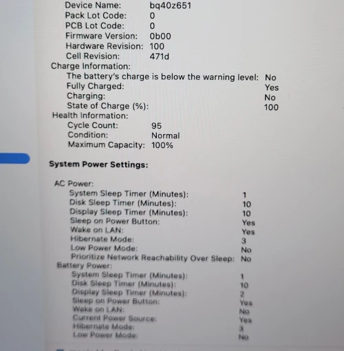MacBook Air M4 2024 Argent | PUCE M4 8 CORE | GPU 10 CORE | 16GB RAM | 512GB SSD | CYCLES 95 | CAPACITÉ BATTERIE 100%
