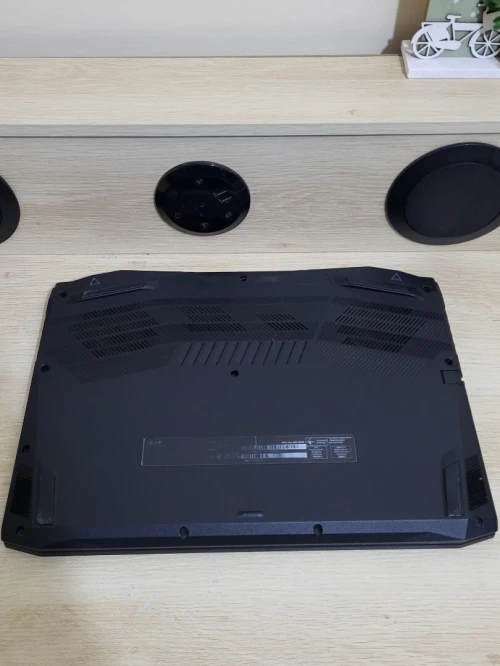 GAMING ACER 15.6 144Hz | INTEL CORE i5-10300H | NVIDIA RTX 3050 4GO | 8GB RAM | 512 SSD