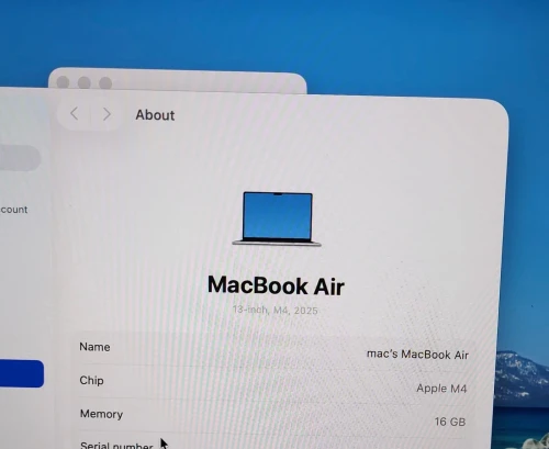 MacBook Air M4 2024 Argent | PUCE M4 8 CORE | GPU 10 CORE | 16GB RAM | 512GB SSD | CYCLES 95 | CAPACITÉ BATTERIE 100%