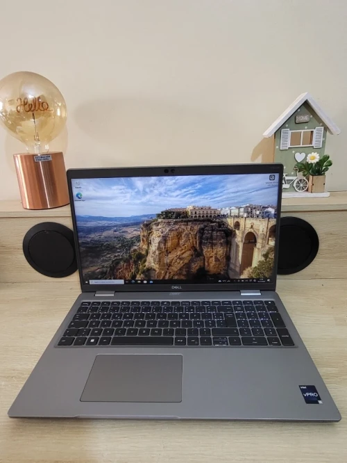 DELL LATITUDE 5530 15.6 FHD | CORE i5 1245U vPRO | 16GB RAM | 512GB NVME SSD | INTEL IRIS XE