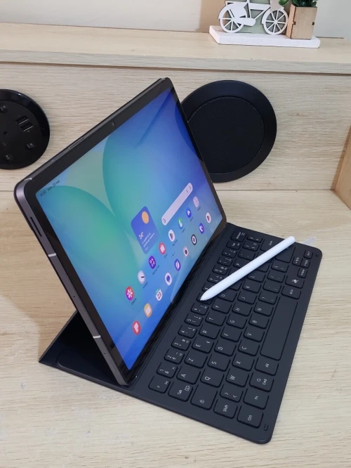 SAMSUNG PACK TABLETTE TACTILE S10 FE + STYLET SAMSUNG + BOOKCOVER CLAVIER