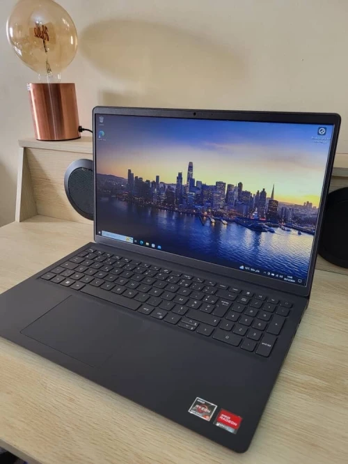 DELL VOSTRO 15.6'' FHD | RYZEN 5 5500U | 8GB RAM | 512GB SSD | AMD RADEON GRAPHICS 