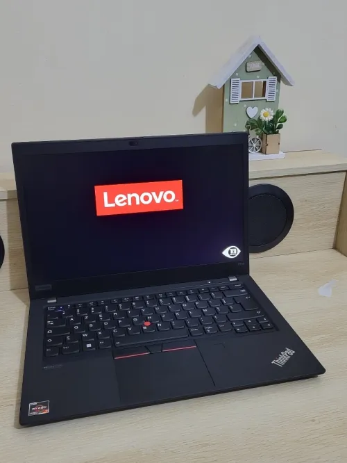LENOVO THINKPAD P14S | RYZEN 7 PRO 5850U | 32GB RAM | 1TB SSD | RADEON PRO GRAPHICS 4GB