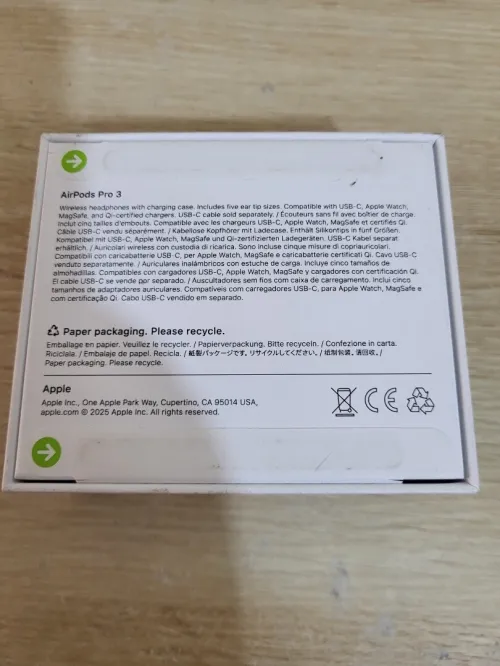 AirPods Pro 3 Écouteurs sans Fil, réduction Active du Bruit, détection de la fréquence Cardiaque, écouteurs Bluetooth, Audio Spatial, Son Haute-fidélité, Recharge USB-C - NEUF JAMAIS UTILISÉ