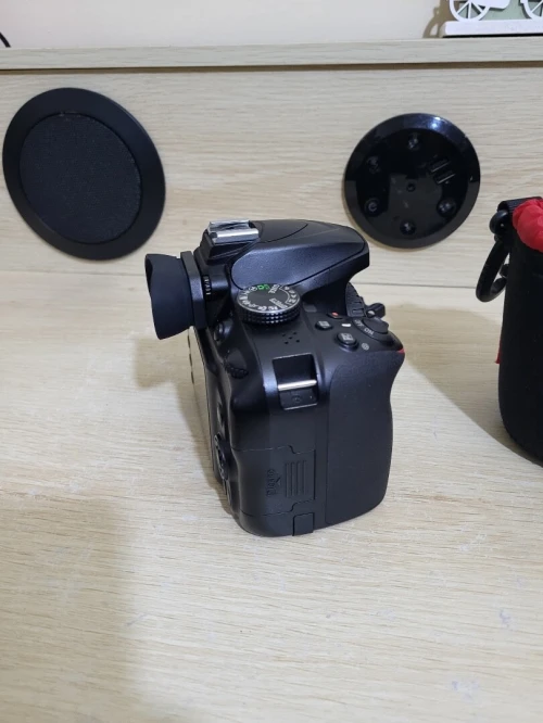Nikon D3400 Appareil Photo Numérique Réflex 24.2 Mpix + OBJECTIF Nikon AF-P DX Nikkor 18 55mm f 3.5 5.6 g vr