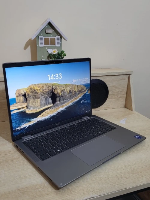 DELL LATITUDE 7450 | CORE ULTRA 7 165U | 32GB RAM | 512GB NVMe SSD | INTEL ARC GRAPHICS