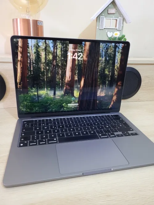 MacBook Air M2 | 8GB RAM | 256GB SSD | GRIS SIDERAL | CYCLES 61