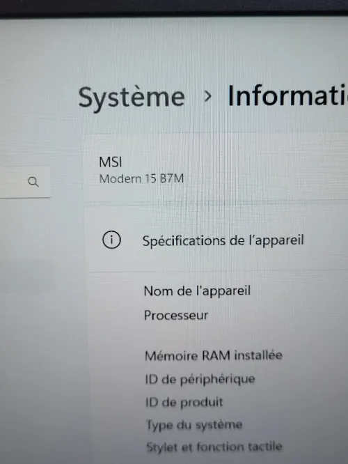 MSI MODERN 15.6'' FHD | RYZEN 7 7730U | 16GB RAM | 512GB NVMe SSD | AMD RADEON GRAPHICS
