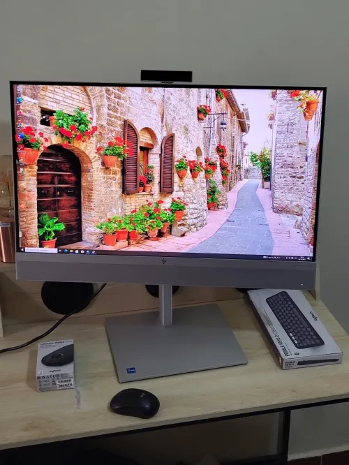 HP G9 27'' QHD | CORE i7 | RTX 3050 Ti 4GB | 64GB RAM | 512GB NVME SSD | WORKSTATION