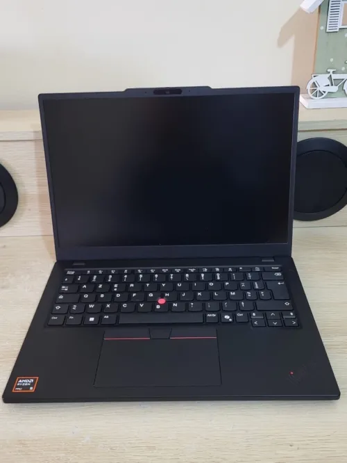 AI PC THINKPAD L13 GEN 6 | AMD RYZEN 5 PRO 215 w | 16GB RAM | 256GB NVMe SSD | AMD RADEON 740M 1GB |