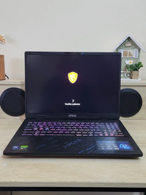 Gaming MSI Pulse 16" QHD+ 240Hz | CORE ULTRA 9 185H | NVIDIA RTX 4060 8GB | 16GB RAM | 1TB NVMe SSD