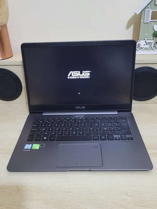 ASUS UX430U | CORE i7-8550H | NVIDIA GeForce MX150 2GB | 16GB RAM | 512GB NVMe SSD