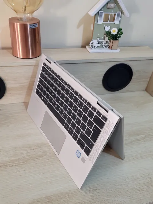 HP EliteBook x360 1030 G4 TACTILE 2-en-1 | INTEL 8EME GEN CORE i5 8265U | 8GB RAM | 256GB NVME SSD