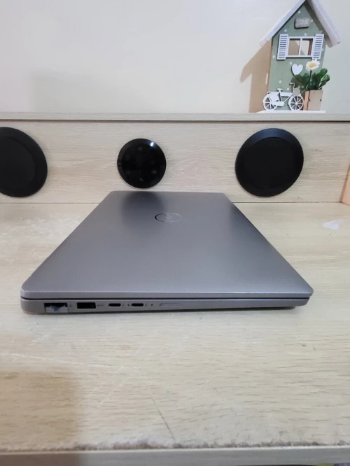 DELL LATITUDE 5450 | 2025 | INTEL 13EME GEN CORE i5 1345U | 32GB RAM | 256GB NVME SSD | INTEL Iris Xe GRAPHICS