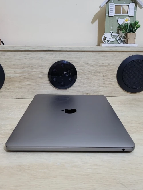 MacBook Pro M1 Gris Sideral | CPU M1 8C | 8GB RAM | 512GB SSD | COMPTAGE CYCLES 127 | MDM BYPASSED