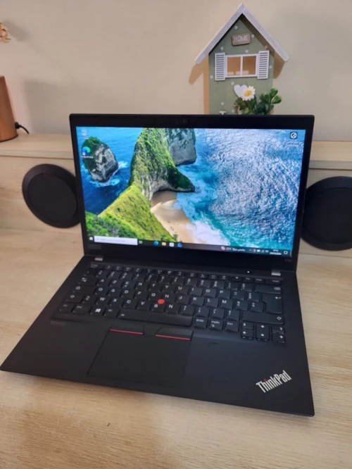 THINKPAD T14S | AMD RYZEN 7 PRO 4750U | 16GB RAM | 512GB SSD NVME | AMD RADEON GRAPHICS
