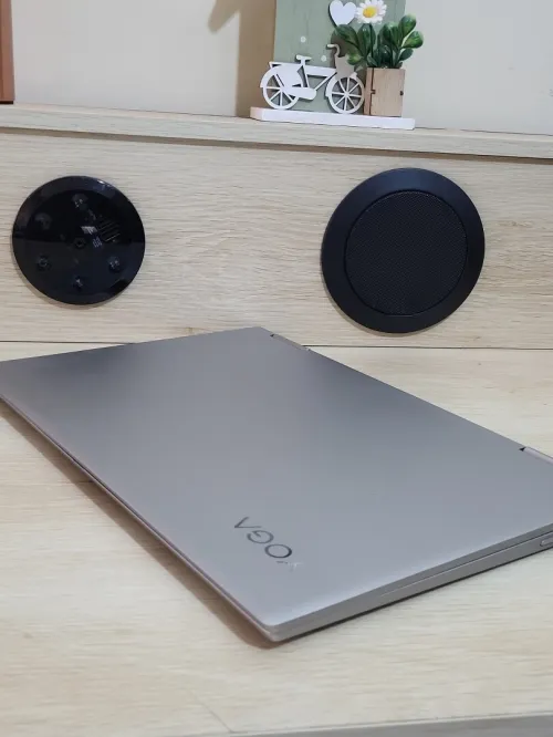 LENOVO YOGA X360 Convertible TACTLE | CORE i7 8565U | 16GB RAM | 1TB NVMe SSD | INTEL UHD GRAPHICS