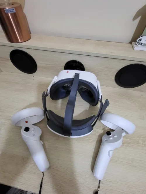 Casque Neo 3 Lunettes VR tout-en-un Jeu de réalité virtuelle qualité d'image 4K UHD Sans fil 256GB