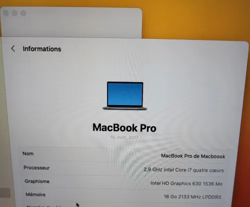 MacBook Pro 15.6" | CORE i7 | 16GB RAM | AMD RADEON PRO 560 4GB | 512GB SSD | GAMME Workstation 