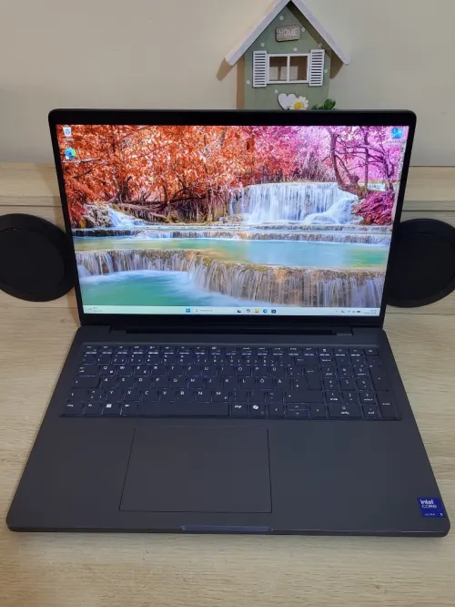 Dell Pro Max 16 | CORE Ultra 5 235H | INTEL Arc Pro 140T GPU 16GB | 32GB RAM | 1TB NVMe