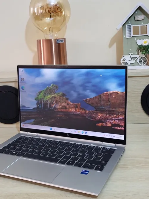 HP EliteBook X360 1030 G8 TACTILE 2-En-1 | CORE i7-1165G7 | 16GB RAM | 512GB NVME SSD | 4G LTE