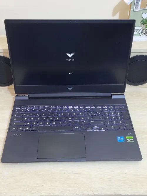 GAMING HP VICTUS 15.6 144Hz | INTEL CORE i5-12500H | RTX 4050 6GB | 16GB RAM | 512GB M2 SSD