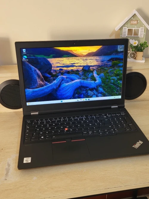 ThinkPad P15 | INTEL vPRO CORE i7-10850H | NVIDIA QUADRO T2000 4GB | 32GB RAM | 512GB NVMe | Workstation