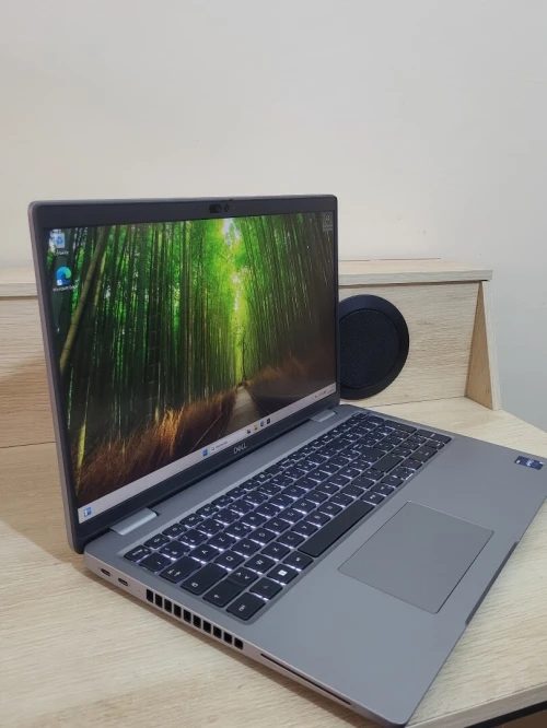 DELL LATITUDE 5540 15.6 FHD | CORE i7 1365U | 16GB RAM | 512GB NVMe SSD | INTEL IRIS XE GRAPHICS