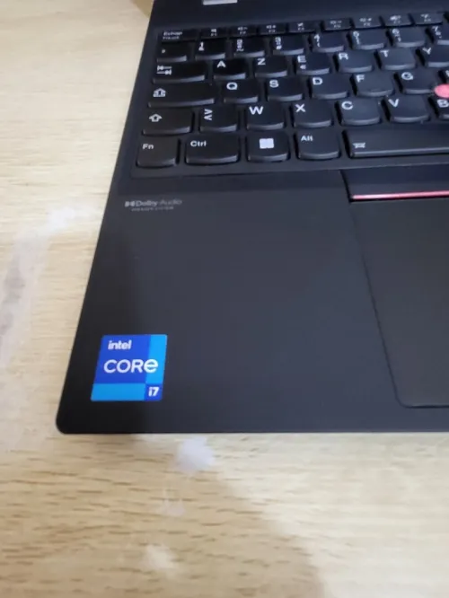 ThinkPad P15s GEN 2 | i7-1165G7 | NVIDIA QUADRO T500 4GB | 16GB RAM | 512GB NVMe SSD | WORKSTATION