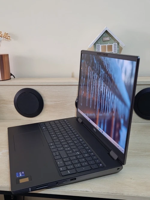 DELL PRECISION 7680 | CORE i9-13950HX | NVIDIA RTX 3500 ADA GENERATION 12GB GDDR6 | 64GB RAM | 1TB NVMe SSD | 2025
