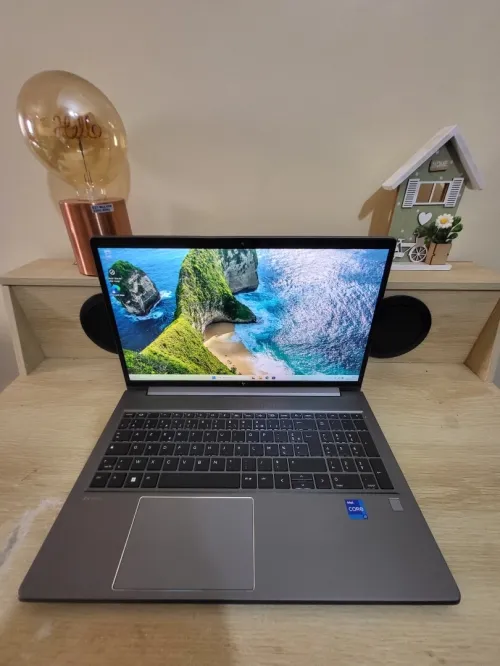 HP ZBook Power 15.6 G9 | CORE i7 12700H | NVIDIA RTX A2000 8GB | 512GB SSD | 32GB RAM | WORKSTATION