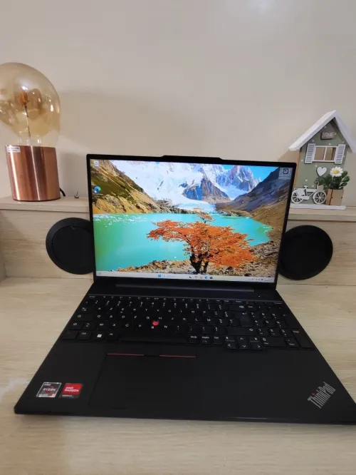 LENOVO THINKPAD E16 16'' FHD | RYZEN 5 7530U | 16GB RAM | 512GB NVMe SSD | AMD RADEON GRAPHICS 1GB