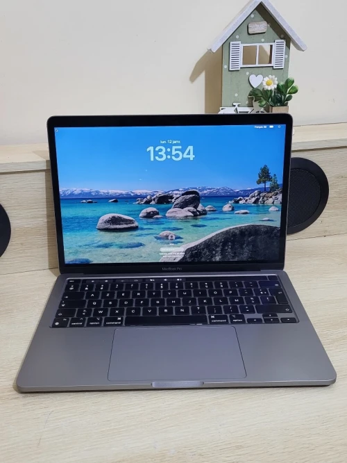 MacBook Pro M1 Gris Sideral | CPU M1 8C | 8GB RAM | 512GB SSD | COMPTAGE CYCLES 127 | MDM BYPASSED