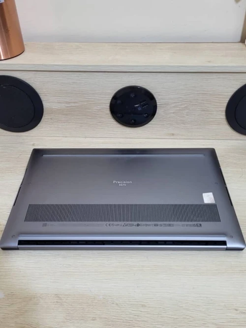 DELL PRECISION 5570 | vPRO CORE i7-128500H | RTX A1000 4GB | 1To NVMe | 32GB RAM | MOBILE WORKSTATION