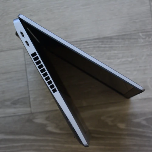 DELL LATITUDE 5520 | INTEL 11TH GEN CORE i7 1165G7 @2.8GHz | 16GB RAM | 512GB SSD | INTEL Iris Xe