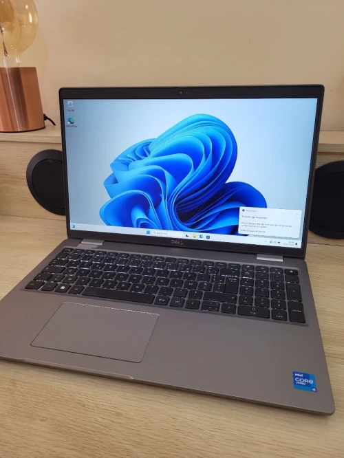 DELL PRECISION 3560 | CORE i5-1145G7 | 32GB RAM | 1024GB SSD | INTEL IRIS XE 1GB GRAPHICS