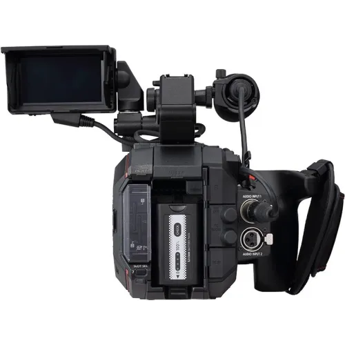 CAMERA PROFESSIONNELLE PANASONIC EVA1 CAPTEUR SUPER 35mm 5.7K 5720 X 3016 VIDEO 4K DE QUALITE CINEMA