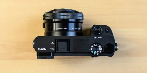 OBJECTIF Sony SEL 16-50mm f/3.5-5.6 OSS