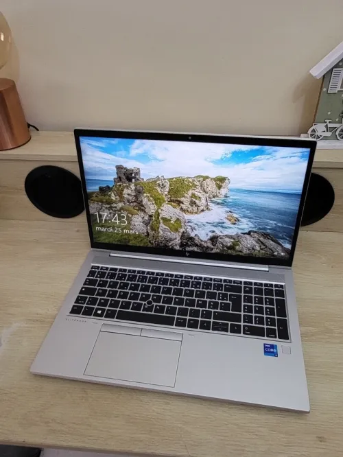 HP ELITEBOOK 850 G8 15.6" FHD | CORE i7 1165G7 | 16GB RAM | 512GB SSD | IRIS XE GRAPHICS