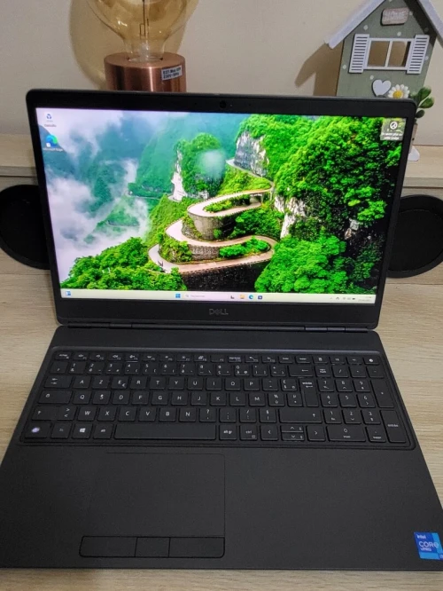 DELL PRECISION 7560 | i9-11950H | RTX A2000 4GB | 64B RAM | 2TB NVMe SSD | WORKSTATION