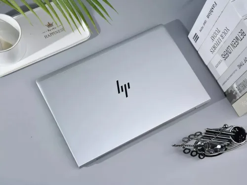 HP EliteBook 835 G8 FHD 13.3'' AMD RYZEN 5 PRO 5650U - 16GB RAM - 256GB SSD - AMD Radeon Graphics