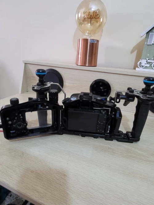 Caisson Sous-marin étanche Nauticam RX100 VII / 7 pack pro + Sony RX100 VII vidéos UHD 4K 30/24